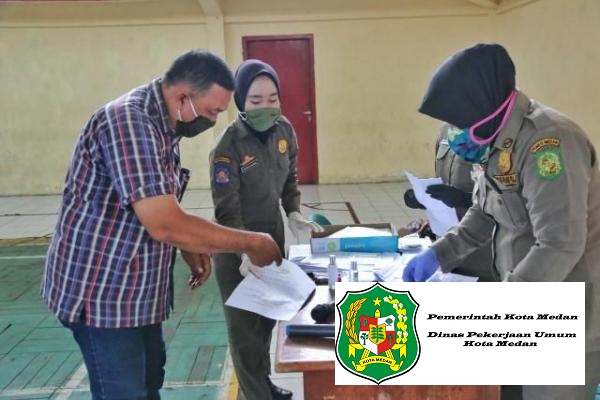 Satpol PP Kota Medan Kembalikan KTP Masyarakat Yang Ditahan