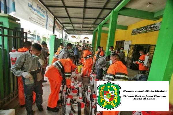 Pemko Medan Pusatkan Penyemprotan Disinfektan Di Permukiman Warga